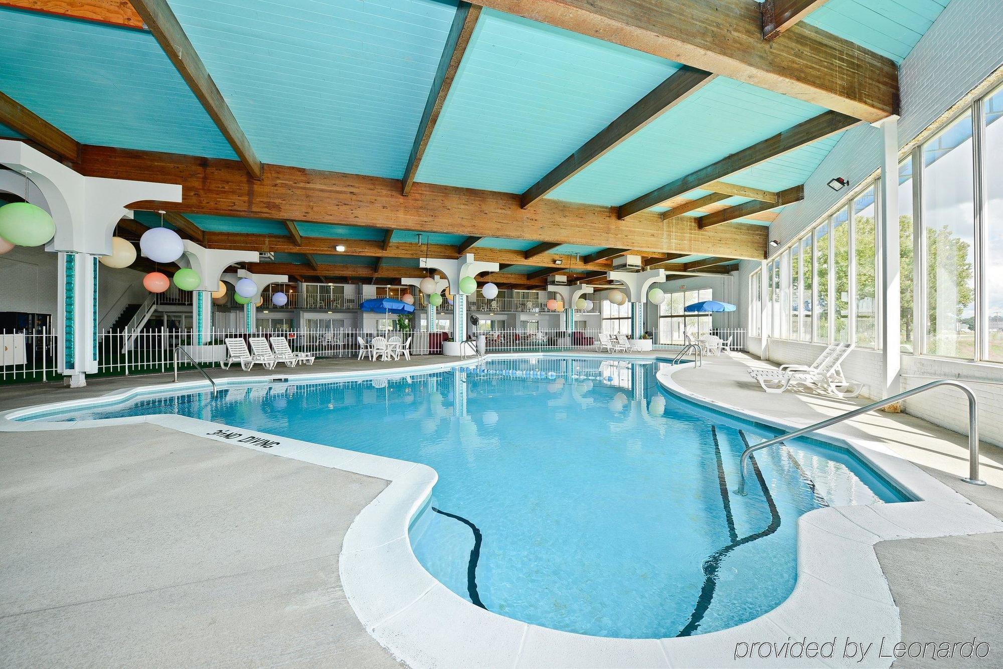 Howard Johnson By Wyndham Saint Joseph Benton Harbor Fasilitas foto